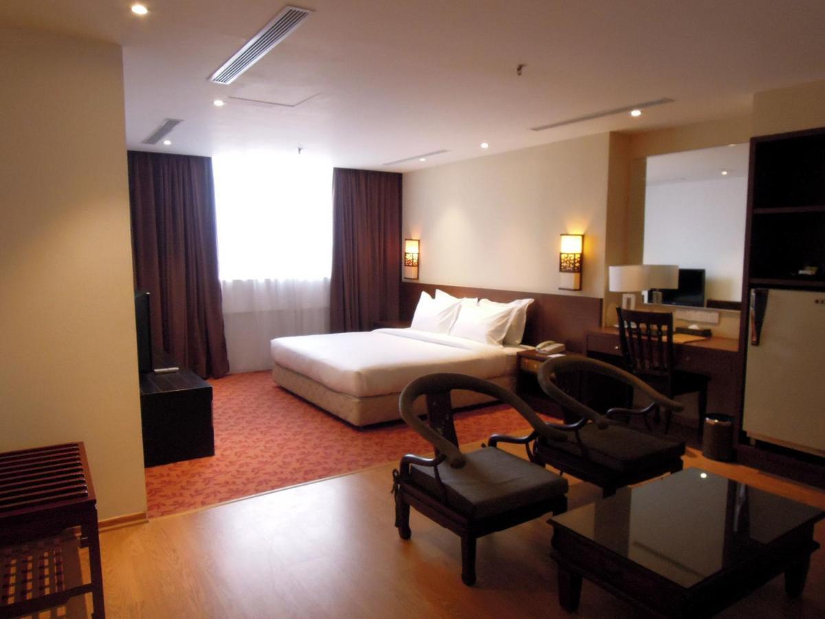 Hotel Excelsior Ipoh Quarto foto