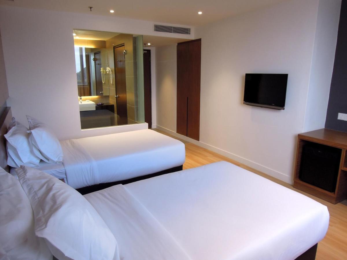 Hotel Excelsior Ipoh Quarto foto